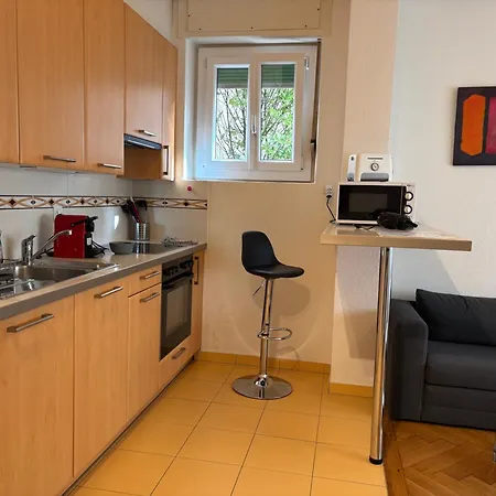 Down Town Apartmán *